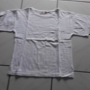 Plain white tee with pocket